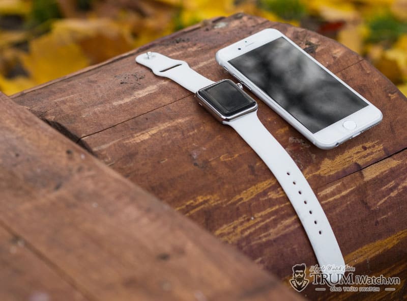 day deo cao su apple watch - Đánh giá Apple Watch: Điểm nổi bật và có nên mua Apple Watch hay không?