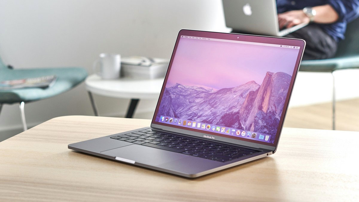 Macbook Pro 2020 13inch open box - Macbook Pro 2020 (13-inch) Core I5 2.0GHz (quad-core 10th-generation) - Open Box